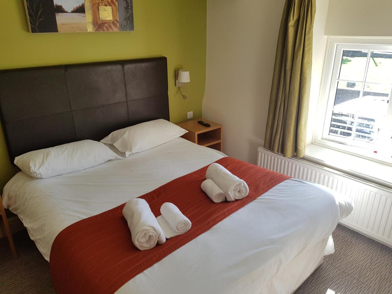 Rose And Crown Hotell Porthcawl Exteriör bild