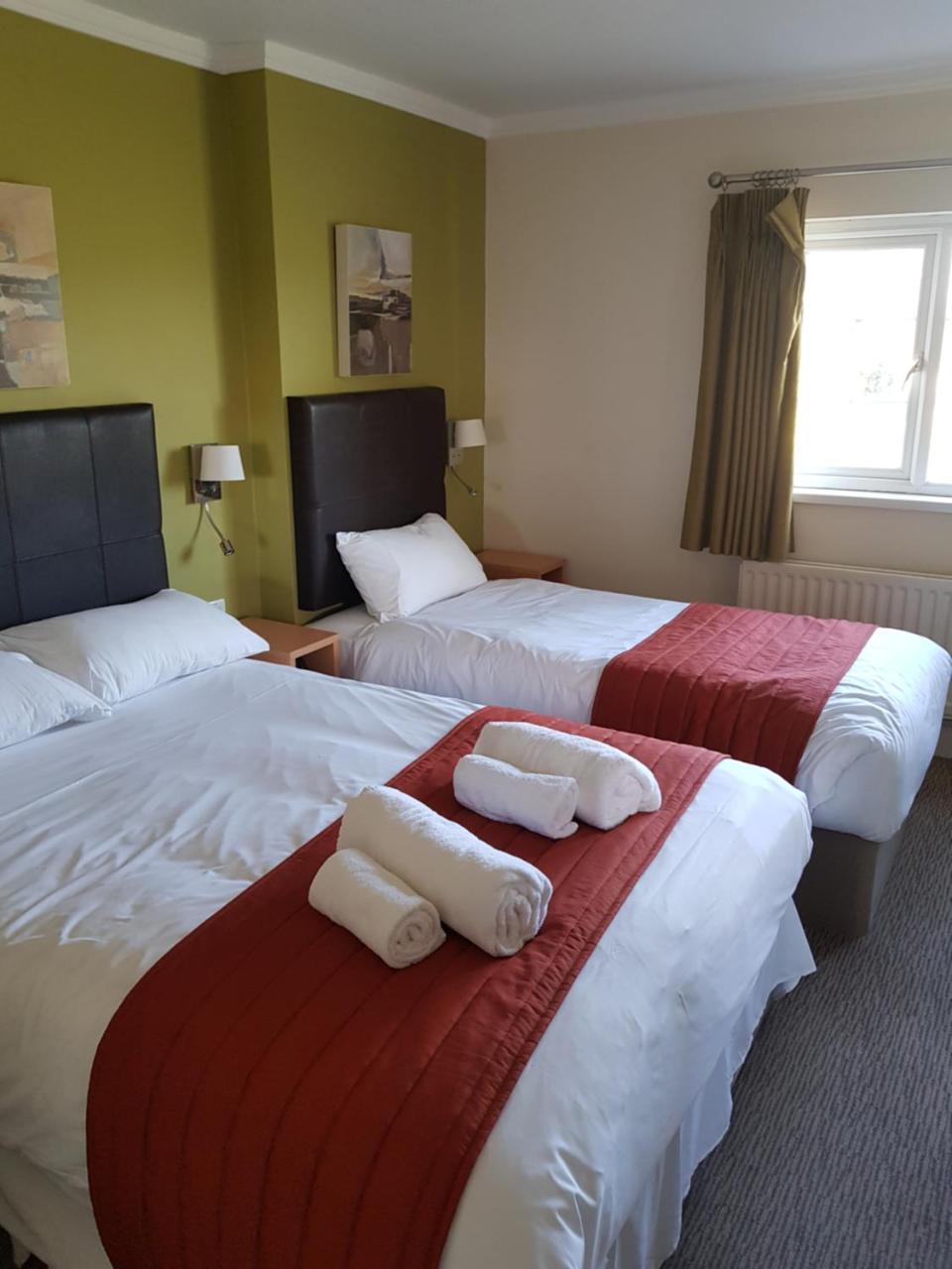 Rose And Crown Hotell Porthcawl Exteriör bild